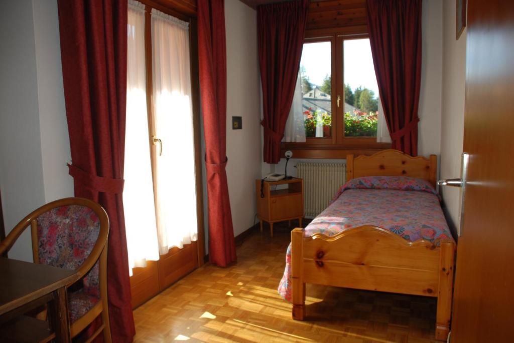 Park Hotel Santa Caterina Valfurva Room photo